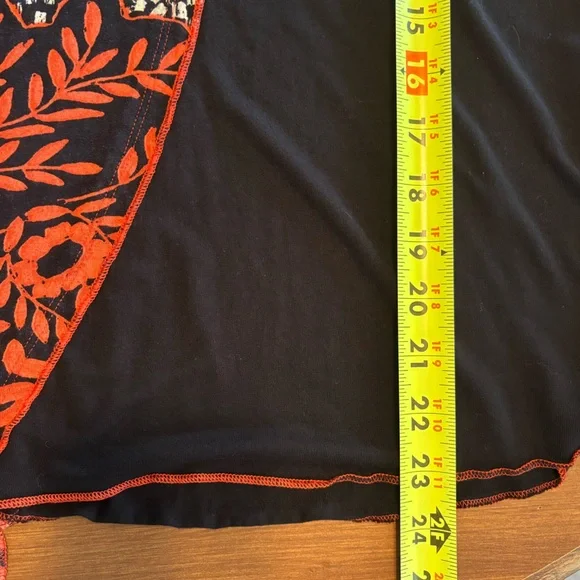 Parsley and sage mixed pattern boho artsy tunic, medium - Picture 6 of 8